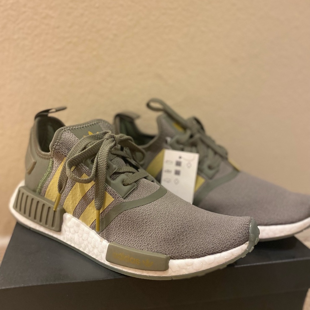 Adidas sneakers brand new with the box